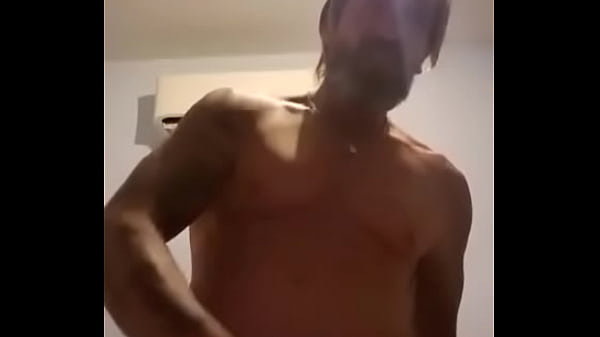 Macho con ganas de cojerme 