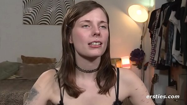 Amatuer Babe Loves Her Music and Masturbating  