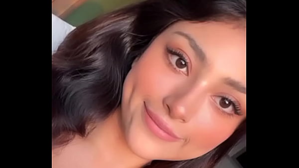 Ella te espera  - Caption Espa&ntilde;ol