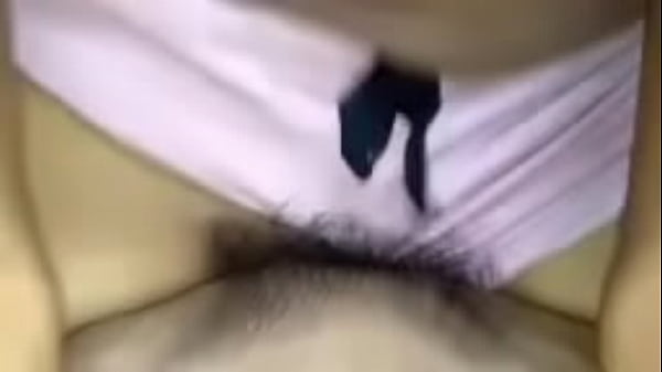 แหกหีสาวสวยเอาควยให้เธออมจนน้ำแตกเต็มปากแล้วยังควยดเข้ารูแตดเย็ดหีเธออย่างเสียงเสียงครางเธอทำให้มีอารมณ์สุดๆเธอสำเร็จความไคร่ถึงสองครั้งน้ำแตกเยอะมาก 