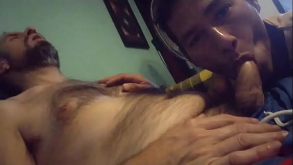 Chupando verga deliciosa