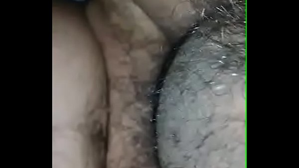 Cojemos duro y empieza a gemir  