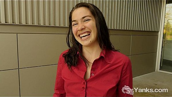 Cute Lilith Masturbating In Bathroom