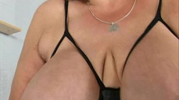 Bigtits hairypussy moms fingering