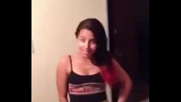 Novinha gostosa dan&ccedil;ando funk  