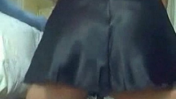 Hot chick playing on cam