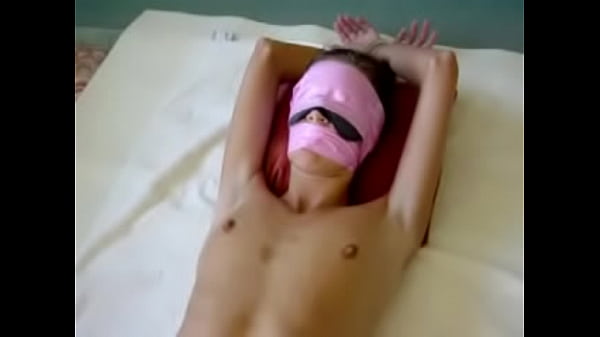 Coco Surronti bondage 