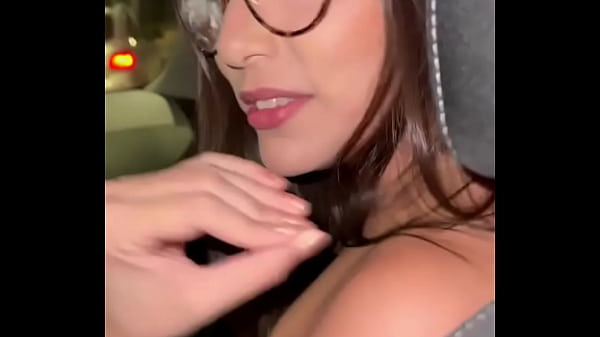 Mia Khalifa fuck two guys