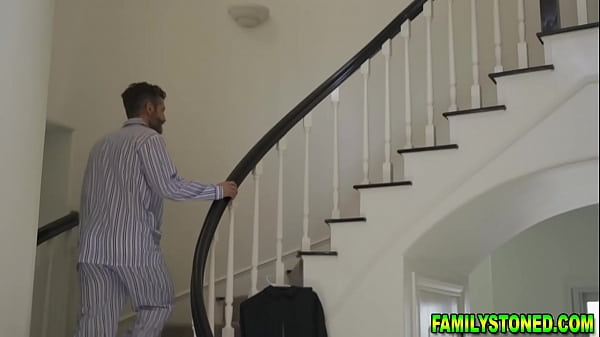 Hannah Grace and Madi Collins begin showing off their good gurl talents to their stepdad