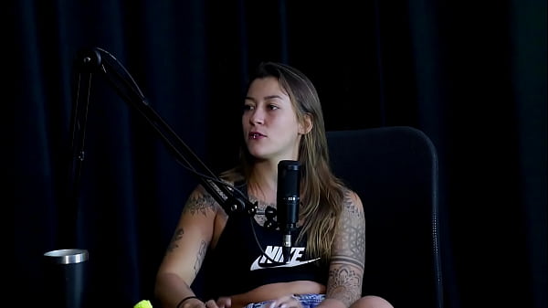 Explicou o nome que escolheu, acariciou o pinto, far&aacute; a EuroTrip, e fez uma suruba com Elisa Sanches - Flor de Damiana (WATCH ON: SHEER/RED)  