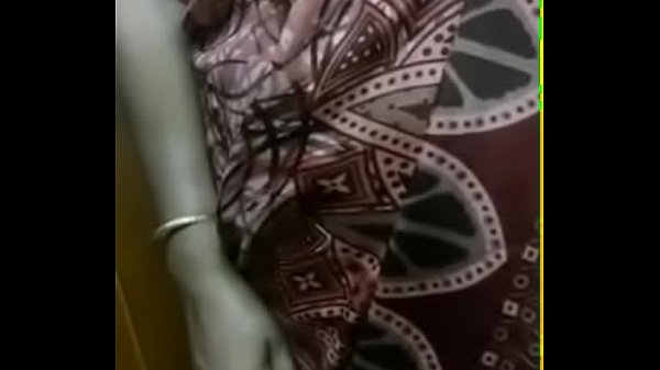 INDIAN HORNY AUNT BIG BOOBS PRESSED AND EXPOSED