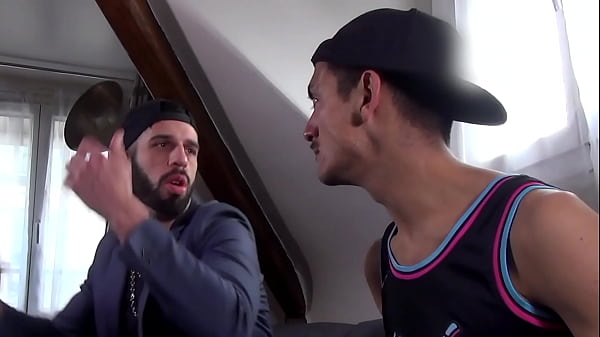 Teaser | Bien sodomis&eacute; par son meilleur ami rappeur