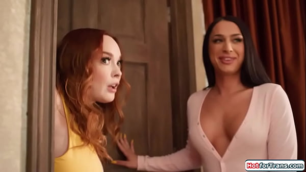 Busty babe catches big tits wife fucking shemale Khloe Kay and joins in.The tgirl and the ladies lick pussy.The milf is banged while sucking boobs 