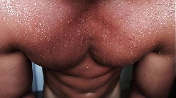 Isometric intense flexing  