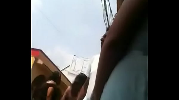 upskirt a se&ntilde;ora bien buena