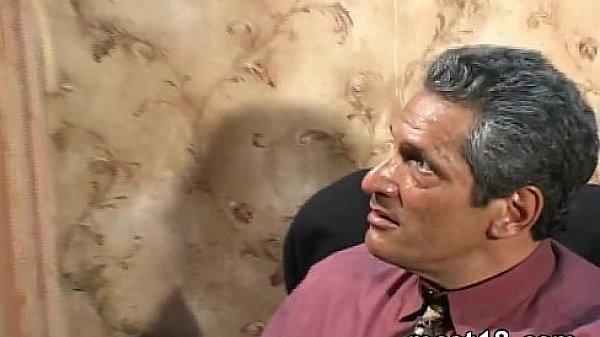 Hottie enjoys a big cock in her pussy