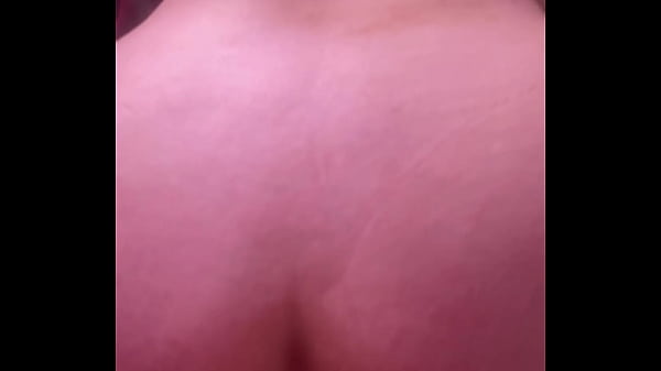 Me encanta chuparla y que me rompa la conchita en cuatro y que me de toda la. Leche 