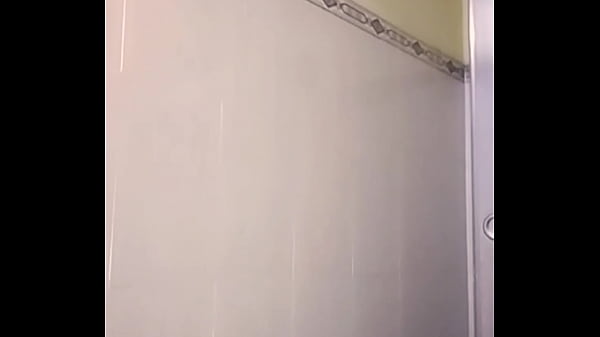 Trai đẹp vừa tắm vừa thủ d&acirc;m(boy ch&iacute;nh chủ blued)  