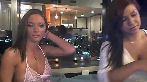 Briana Lee Member Show January 16th 2014