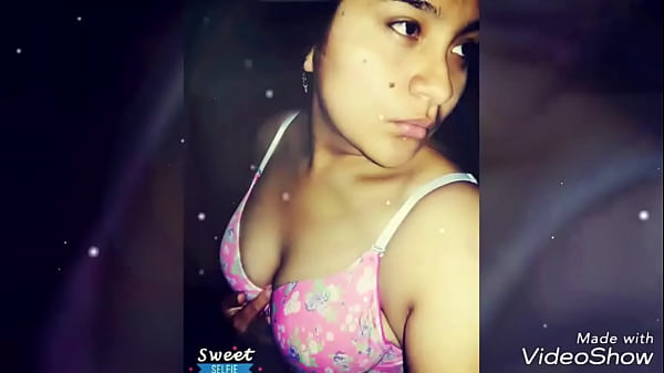 Es una putita kiere ke la foolle y me env&iacute;a fotos 