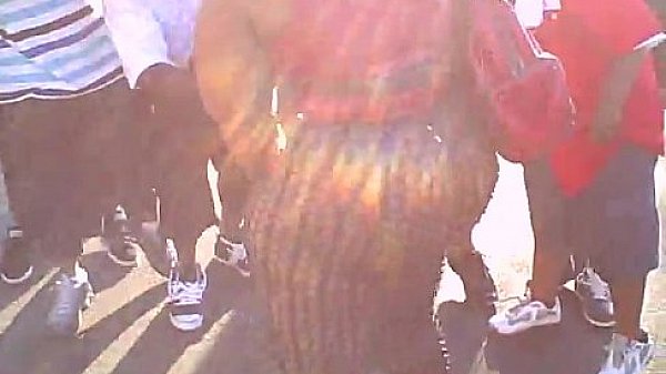 June at Summer Jam 2010 Girl shows it all  