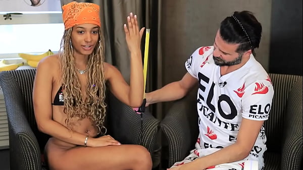 Addis Fouche muestra el tama&ntilde;o que le gusta  