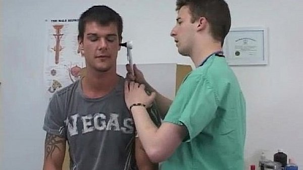 Cute face hunk Justin gets great blowjob gay video 