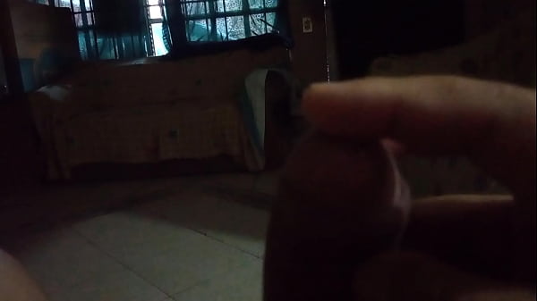 Jalandome la verga con panty usada