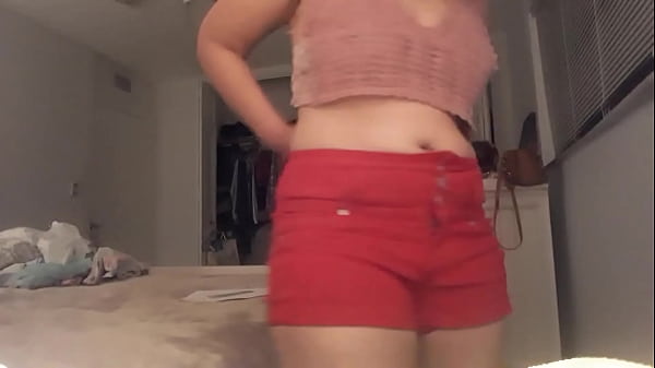 Juicy butt masturbating