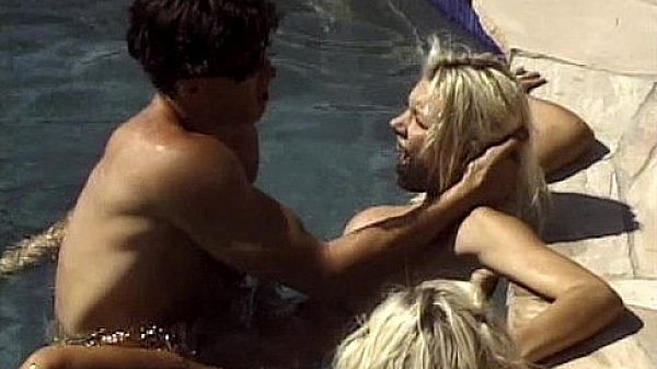 Metro - Big Tit Sex 04 - scene 11 - extract 1  