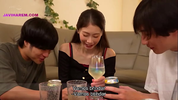 Safada ama encher a cara de bebida e gozo - LEGENDADO