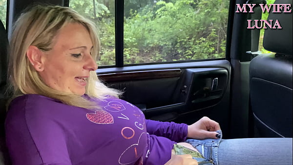 Sex in the car with a beautiful Italian milf