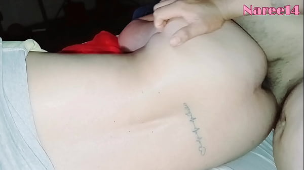 Cogiendo por la ma&ntilde;ana, dandome su leche. 