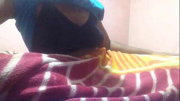 Indian girls dark boobs play  