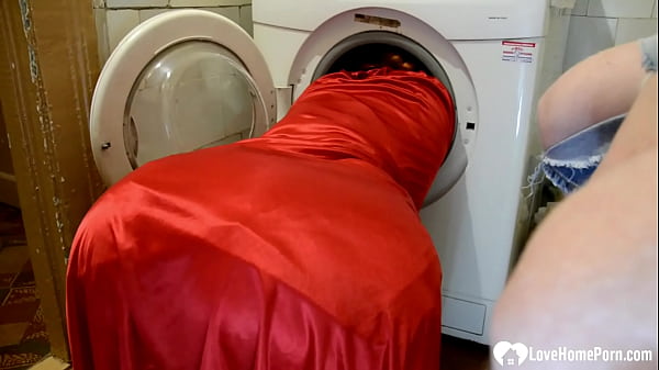 Mature woman takes my cock in doggy