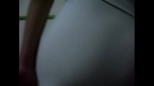 Gostosa dan&ccedil;ando funk