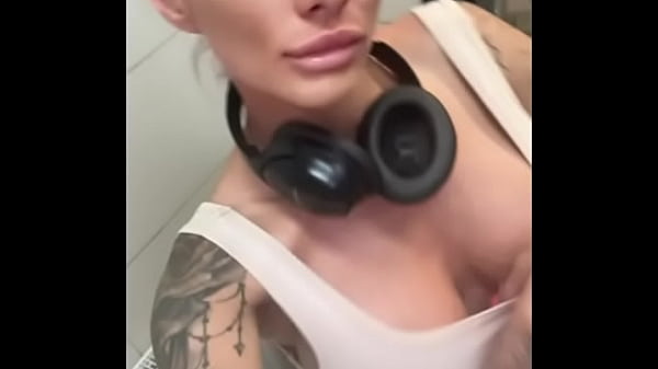 Always wonder which neighbor masturbates to me changing by the window  