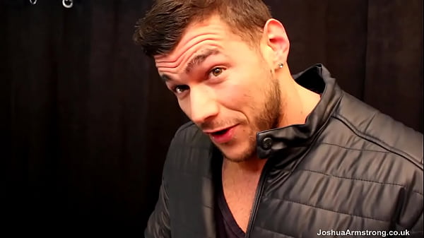 Hes my long distrance boyfriend and he loves my horny nipples