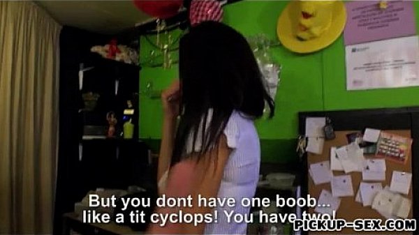 Czech babe twat nailed in her workplace