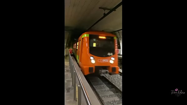 Me fu&iacute; al &uacute;ltimo vag&oacute;n del metro por error.