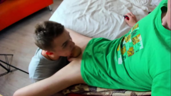 Beautiful Face Arrogant Twink Demands Adoration  