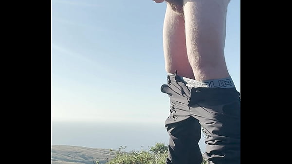 Teen jerks off in PUBLIC National Park  