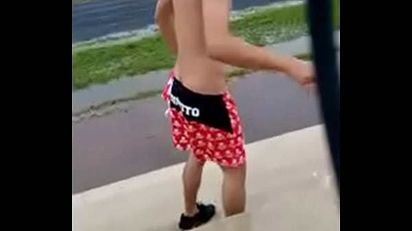 Igor Prado De Barretos SP Balan&ccedil;ando o pinto pau do Minerva Dawn Farms Gay videos de sexo 