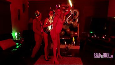 FreeUse New Years Eve With Fam