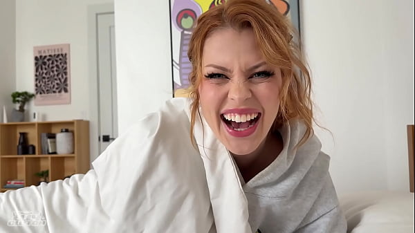 Forbidden coworker hookup (It feels better without the condom!)