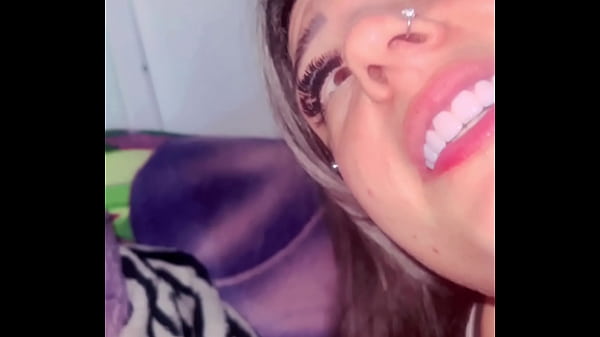 Eu Chupando ele bem gostoso!Ele acabou soltando um ido