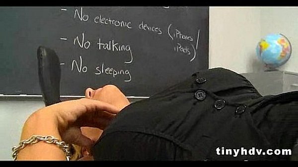 Wet teen pussy Holly Taylor 6 91