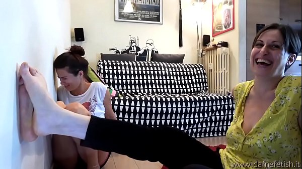 Big foot girl get her foot crushed