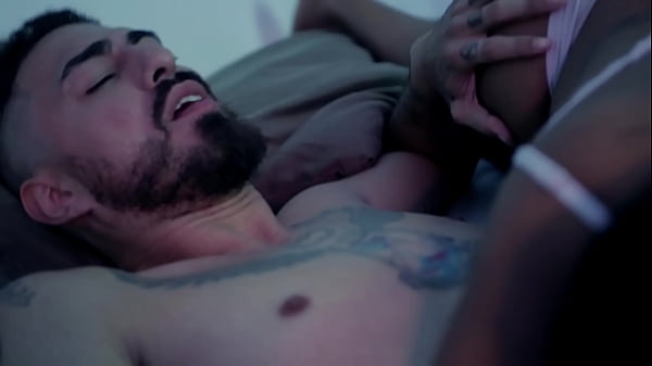 Marido Sortudo &eacute; acordado com boquete