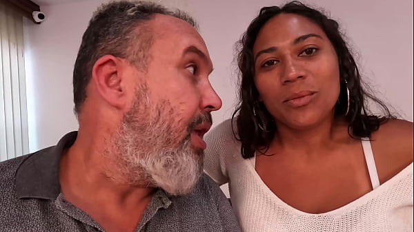 Muita putaria com a entrada de duas gostosas na mans&atilde;o